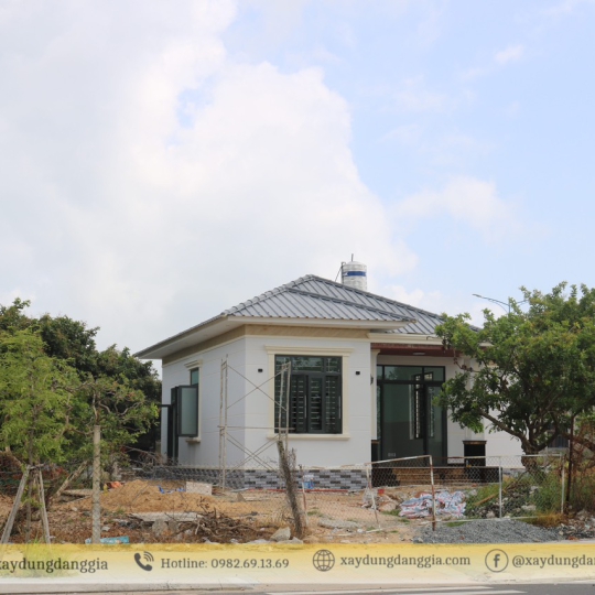 Nhà Mái Nhật Sân Vườn ( Bác Hồng + Cô Thủy) _ tp: Vũng Tàu